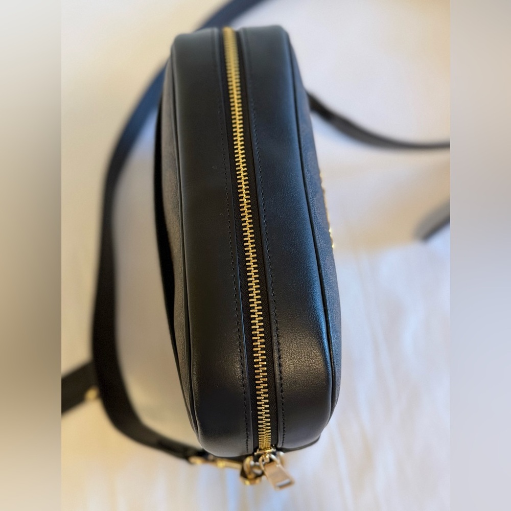 Coach Mini Jamie Camera Bag
Monogram Canvas Brown Black Leather
Crossbody - Picture 9 of 14